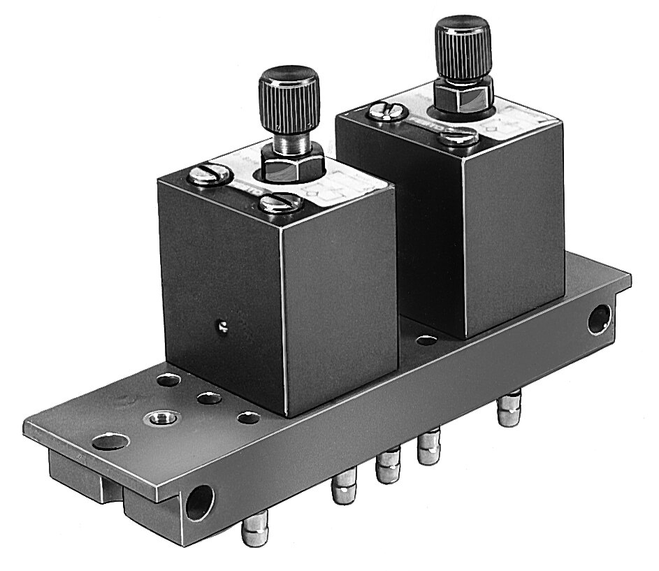 One-way flow control valve