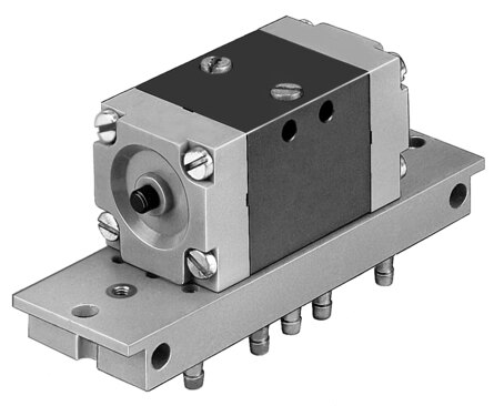 Pneumatic valve