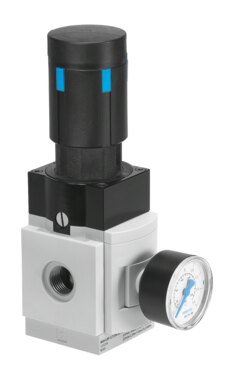 Precision pressure regulator