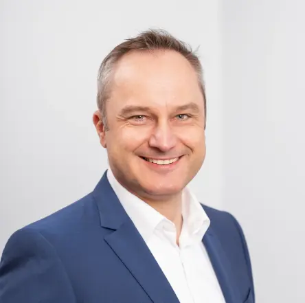 Festo Vertrieb GmbH & Co. KG 公司现代化技术销售工程师 Torsten Liesaus