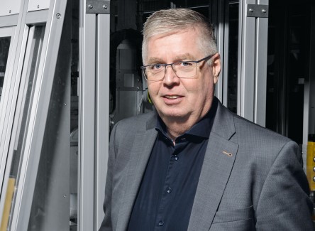 Festo Synchron DNA 工厂：Bert Baas，Festo 销售工程师