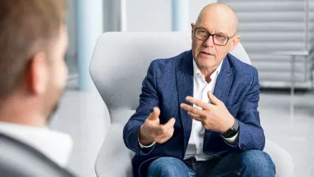 Festo 受控气动技术专家 Ulrich Sixt 就现代化的压力和节流技术的重要性给出了实用性的见解。