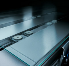 通过 Festo 解决方案实现非接触式传输涂层玻璃模块